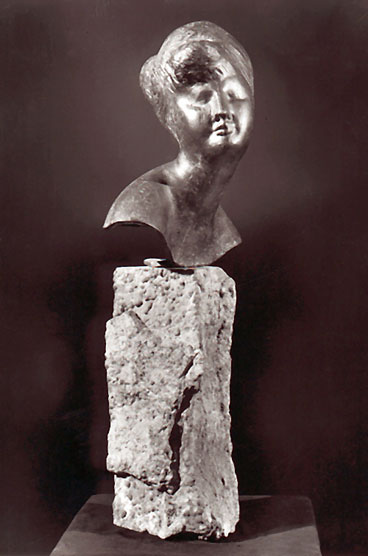 Testa Figura Seduta